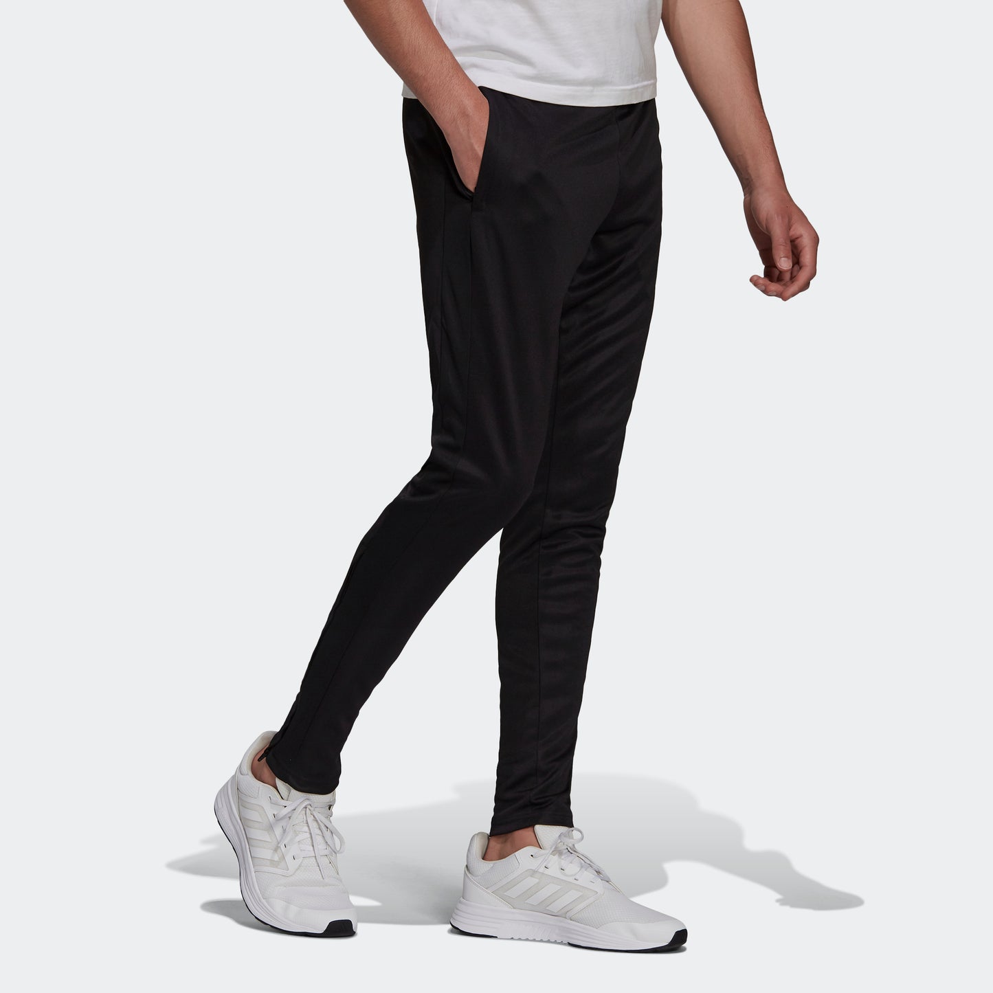 adidas VOLLEYBALL WARM-UP Track Pants | Black | Men's
