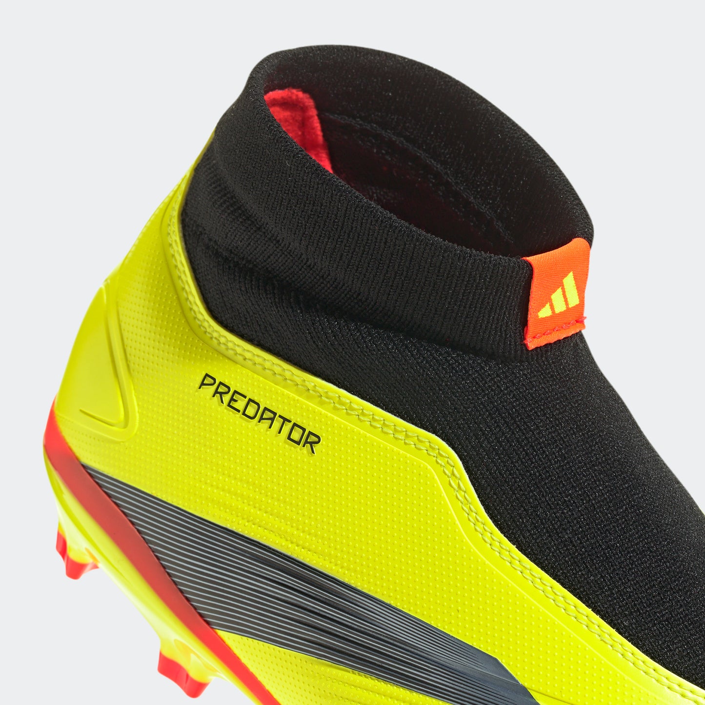 adidas Predator League Laceless Firm Ground Football Boots