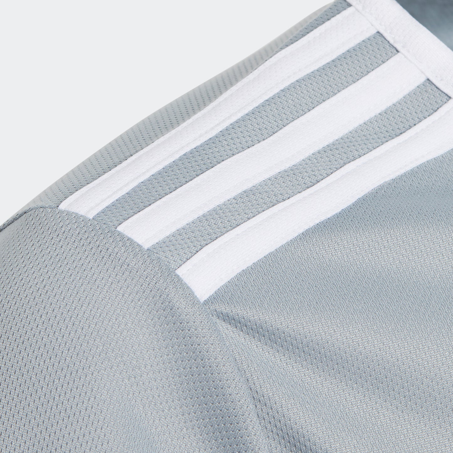 adidas ENTRADA 18 Soccer Jersey | Light Grey | Youth