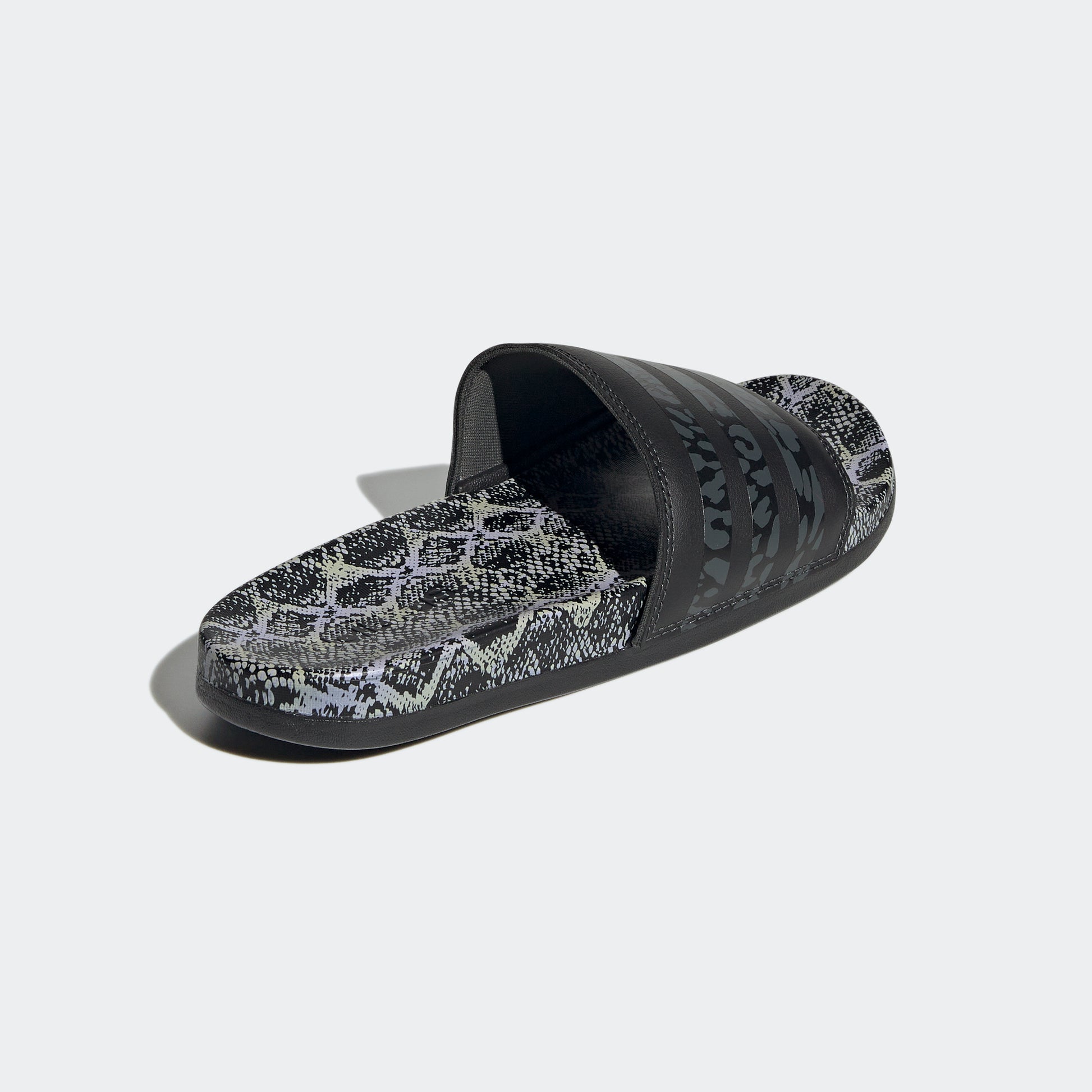 adidas ADILETTE COMFORT Sandals - Core Black | Women's – stripe 3 adidas