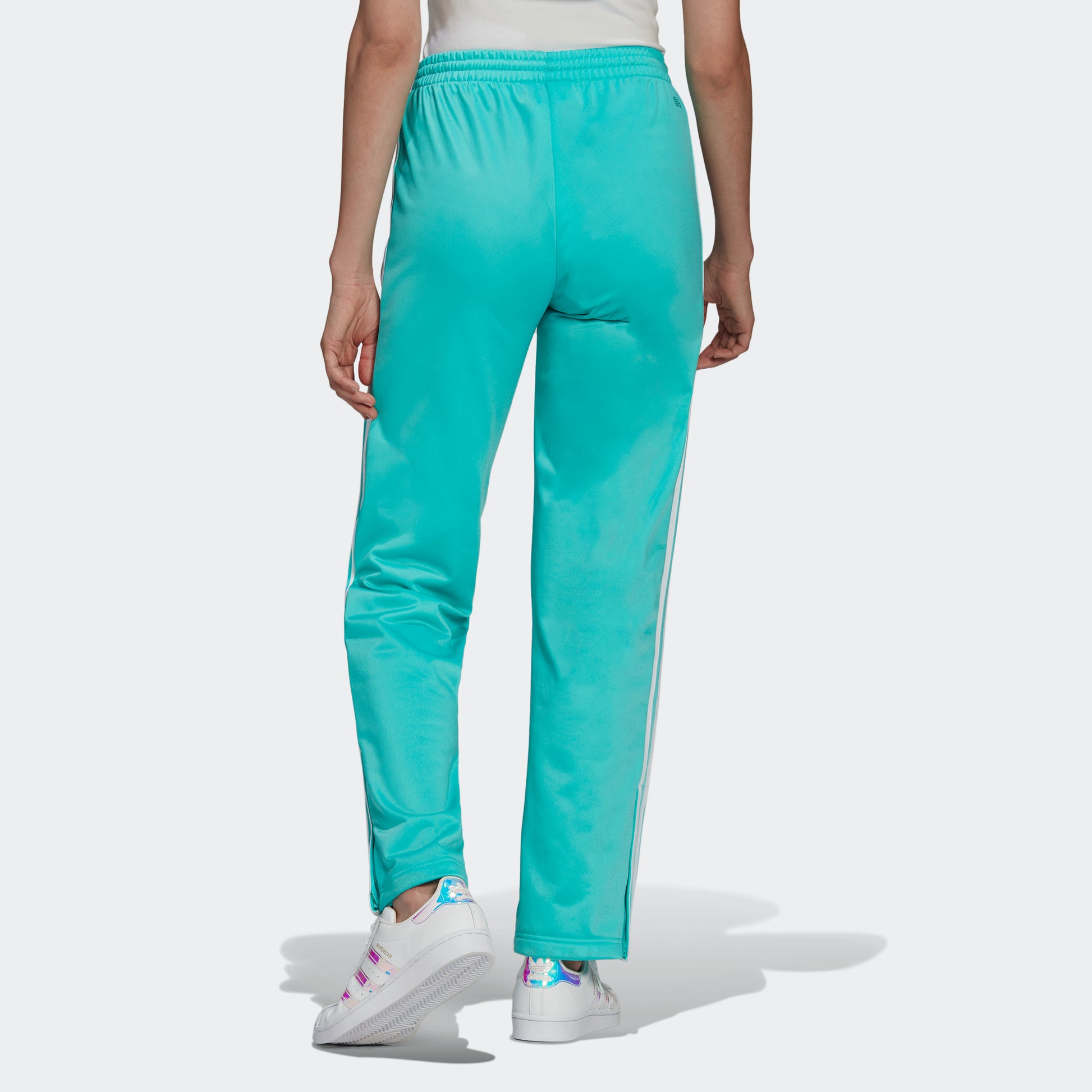 adidas Originals ADICOLOR CLASSICS FIREBIRD Track Pants - Mint | Women –  stripe 3 adidas | Turnhosen